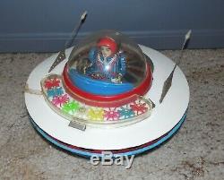 Yoshiya Japan SKY PATROL FLYING SAUCER Vintage Tin Battery Operated Toy 1960's