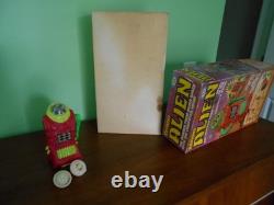 Zeroid Alien the invader from outer space- vintage 1970